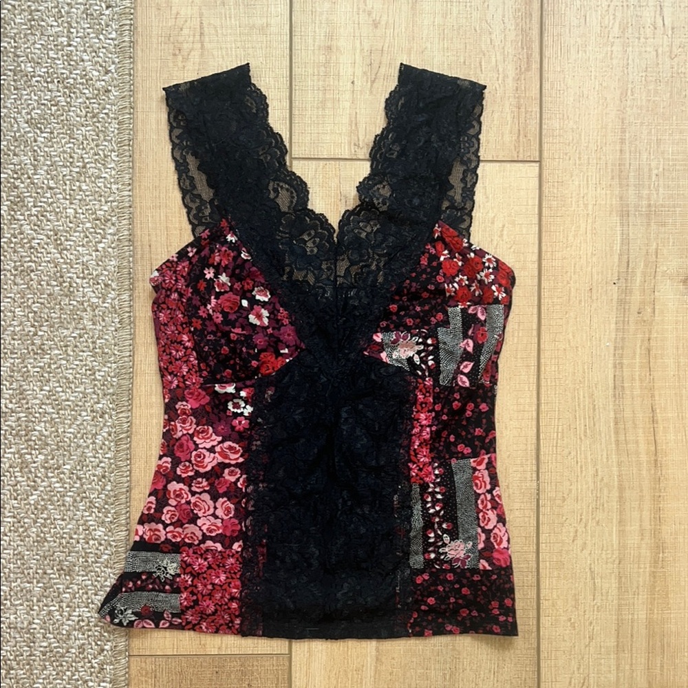 Bison Bisou Michele bohbot lace top size small good Floral Lace Patchwork Top